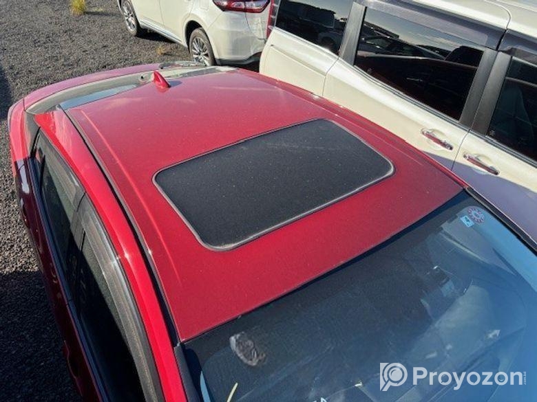 Toyota Prius A TURING SUNROOF 2020