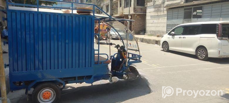 অটো কাভার ভ্যান