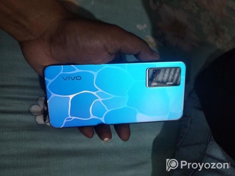 Vivo Y75 (Used)