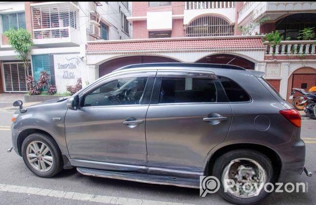 Mitsubishi RVR 2010