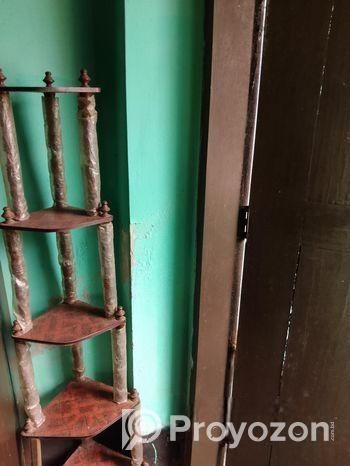 Corner rack