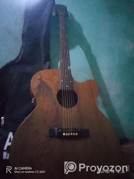 Guiter for sell