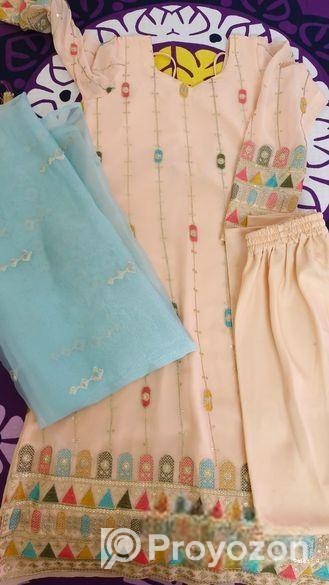 CLOTHES FOR SALE