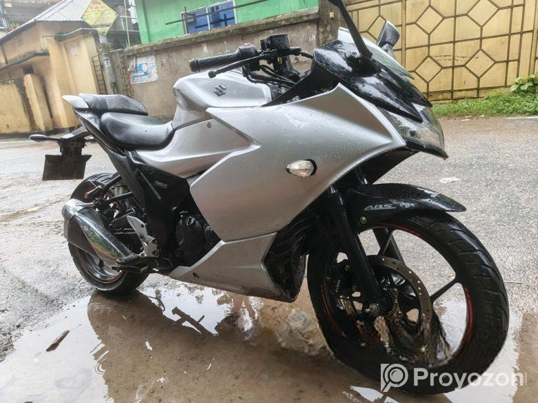 Suzuki Gixxer FI Disc . 2020