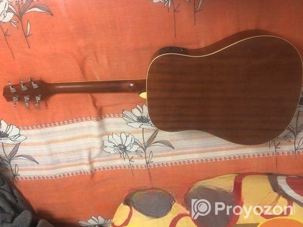 Guiter for sale