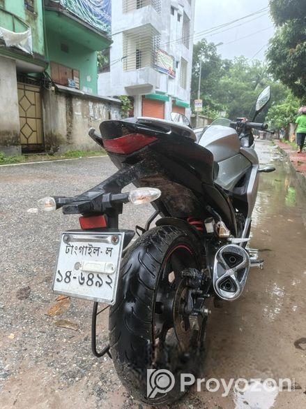 Suzuki Gixxer FI Disc . 2020