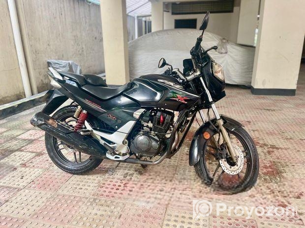 Hero CBZ Xtrem 2014
