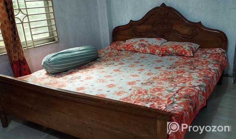 একটি খাট বিক্রি হবে