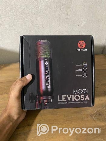 MCXOl LEVIOSA PROFESSION AL CONDENSER MICROPHONE