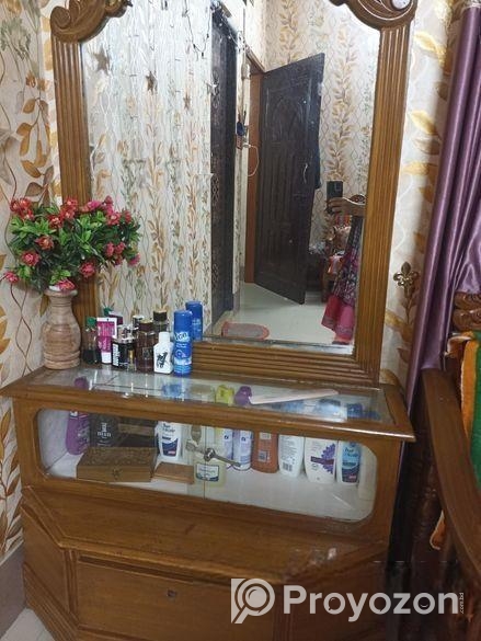 2TI DRESSING TABLE