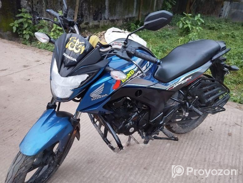 Honda Hornet 2023