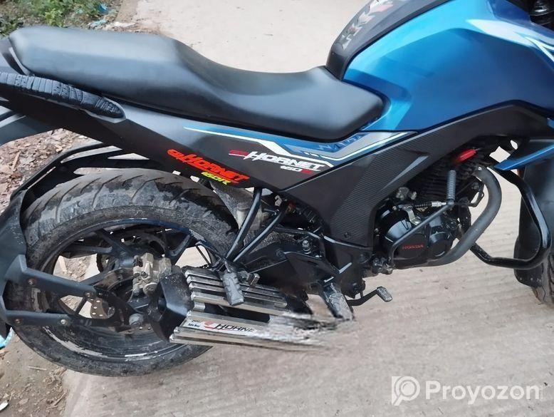 Honda Hornet 2023