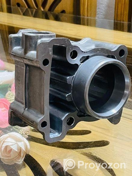 Yamaha R15 Cylinder