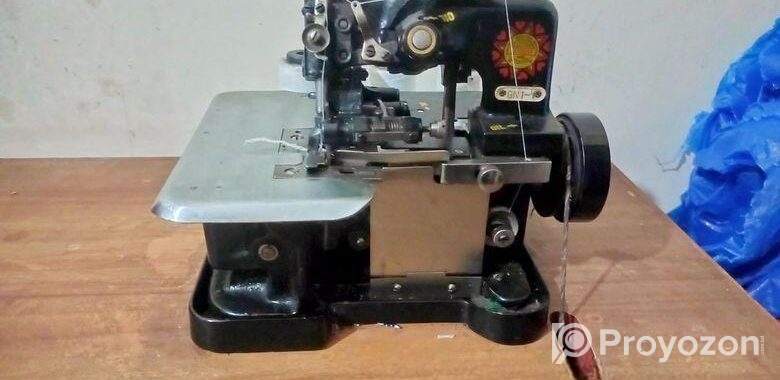 ওভারলক মেশিন। (overlock Machine)