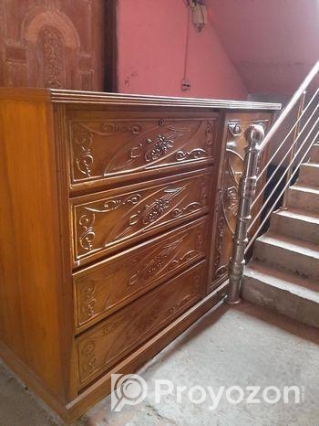 Wardrobe Sell