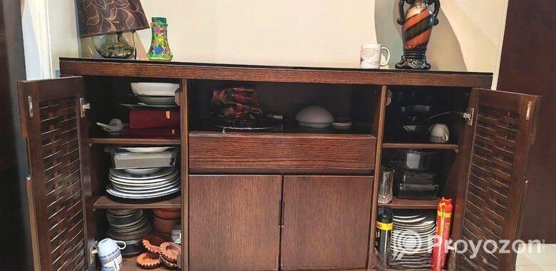 Cabinet Sell