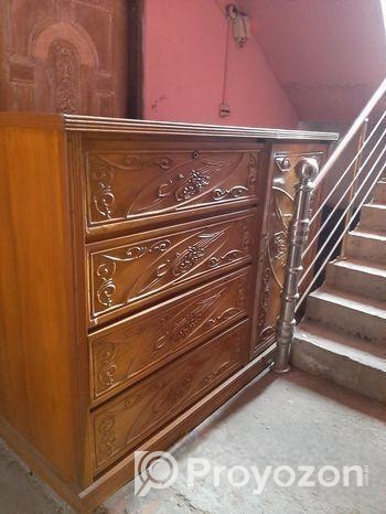 Wardrobe Sell