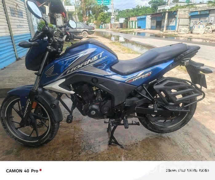 Honda Hornet . 2018