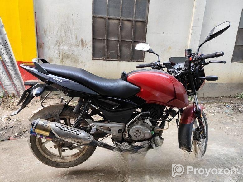Bajaj Pulsar 150 2016
