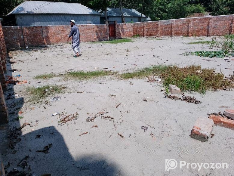 শতভাগ বাড়ি করার উপযোগী @১১ শতাংশ জায়গা বিক্রি