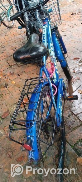 একটি বাইসাইকেল বিক্রি করা হইবে।