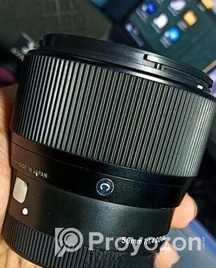 Sigma 56 Mm 1.4 Lens
