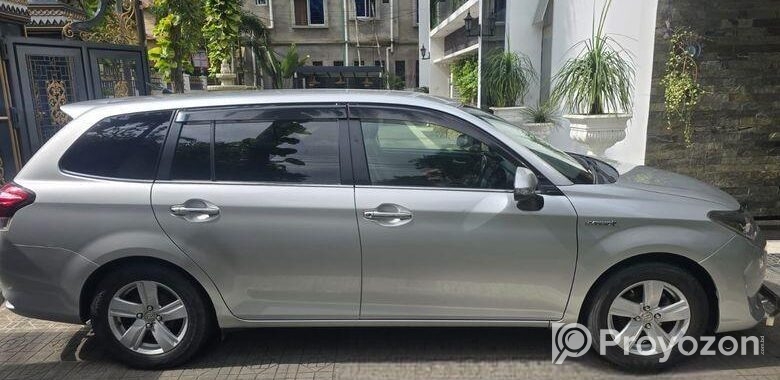 Toyota Fielder +RED 2016