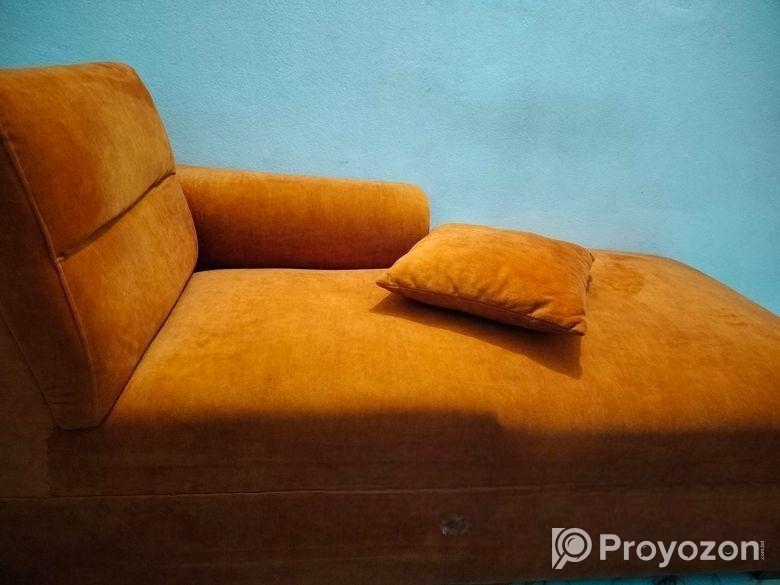 সিঙ্গেল সোফা বিছানা টাইপ
