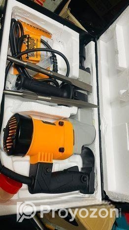 Breaker machine
