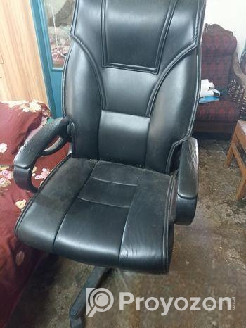 Rolling Chair