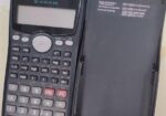 ক্যালকুলেটর ও স্ট্যাপলার