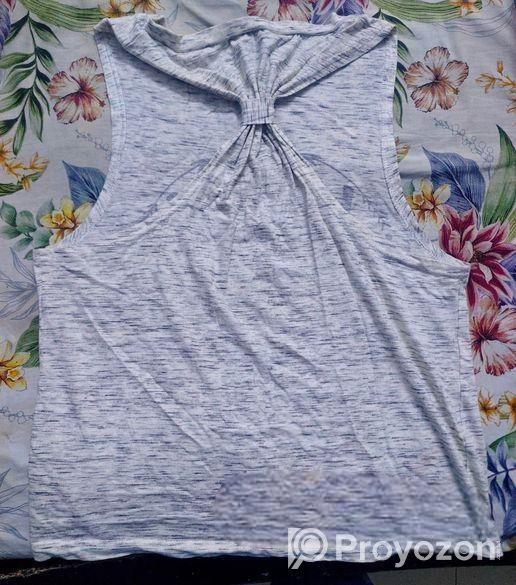 Cropped T-shirt
