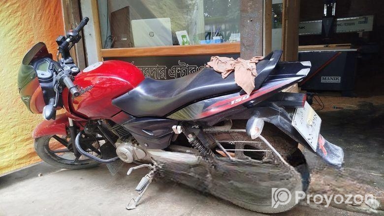 Bajaj Pulsar 150 2016