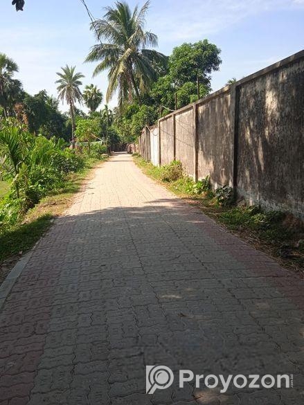 ৫ বিঘা জমি বিক্রি করা হবে