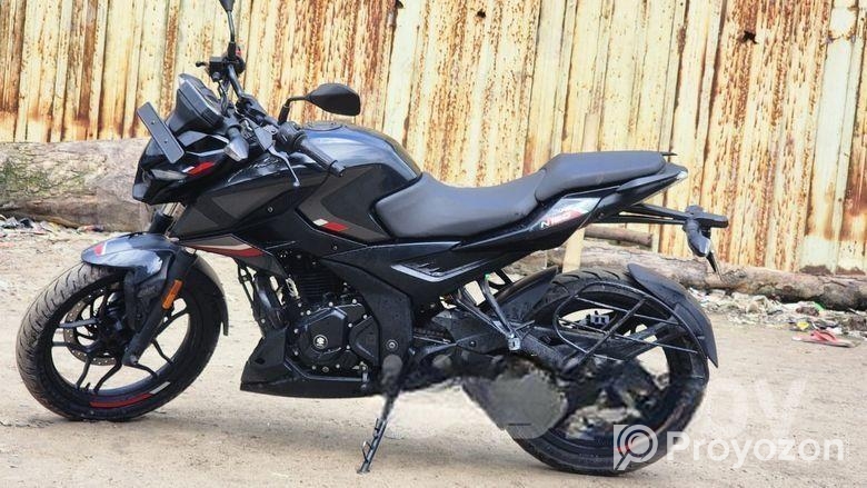Bajaj Pulsar N 160 . 2024