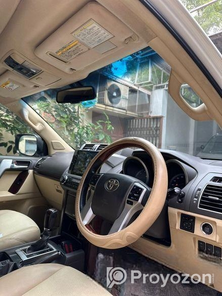 Toyota Land Cruiser Prado 2015