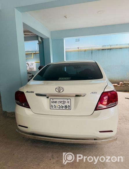 Toyota Allion . 2010