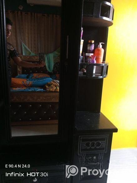 Black Dressing Table