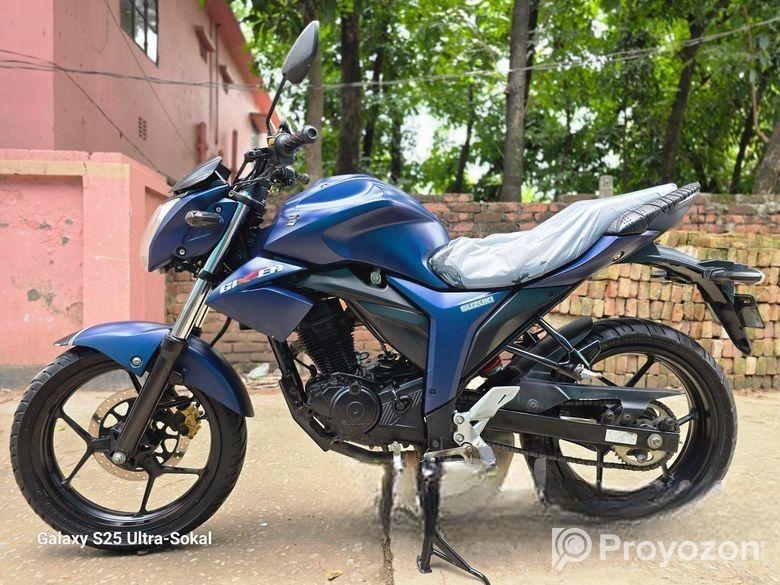 Suzuki Gixxer Monotone Classic + Matte Blue 2024