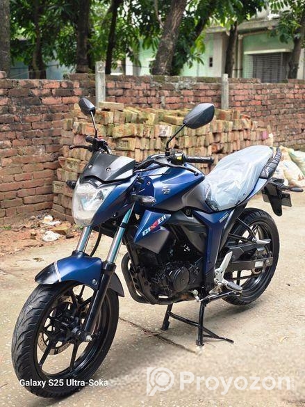 Suzuki Gixxer Monotone Classic + Matte Blue 2024