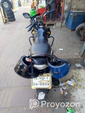 TVS Stryker . 2019