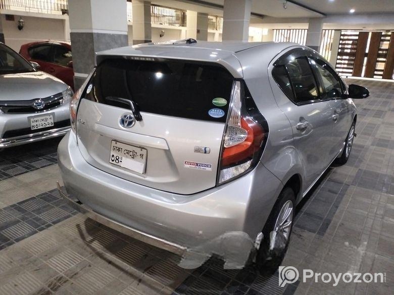 Toyota Aqua G 2013
