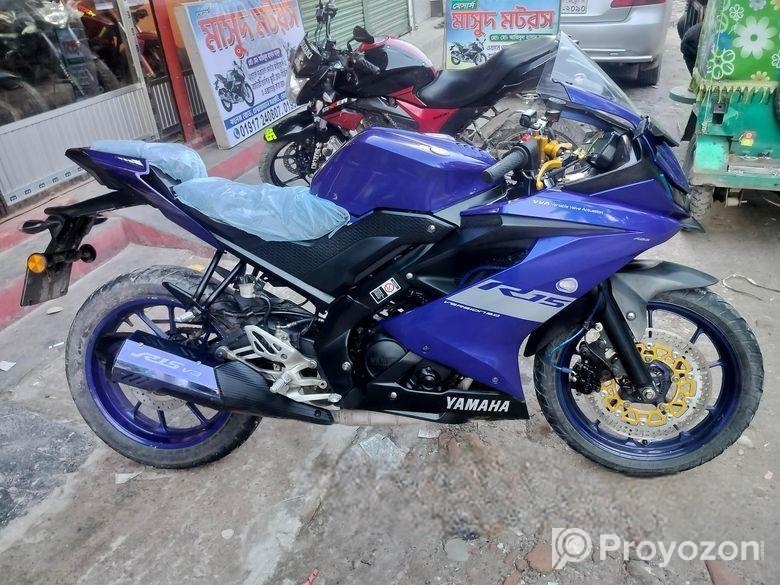 Yamaha R15 v3 2021