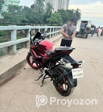 Suzuki Gixxer SF carboret 2022