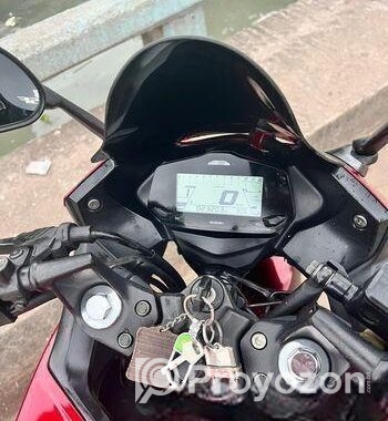 Suzuki Gixxer SF carboret 2022