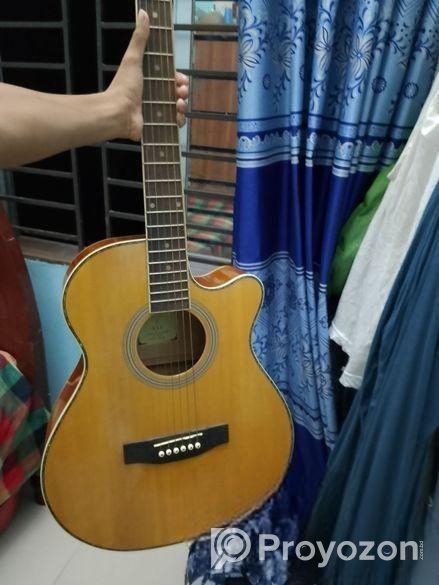 Axe AG-48C Gitar