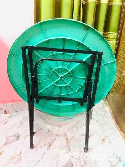 Round Dining Table