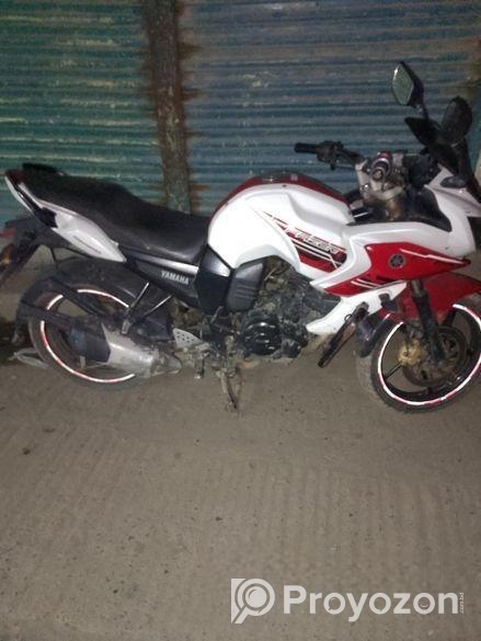 Yamaha Fazer 2015