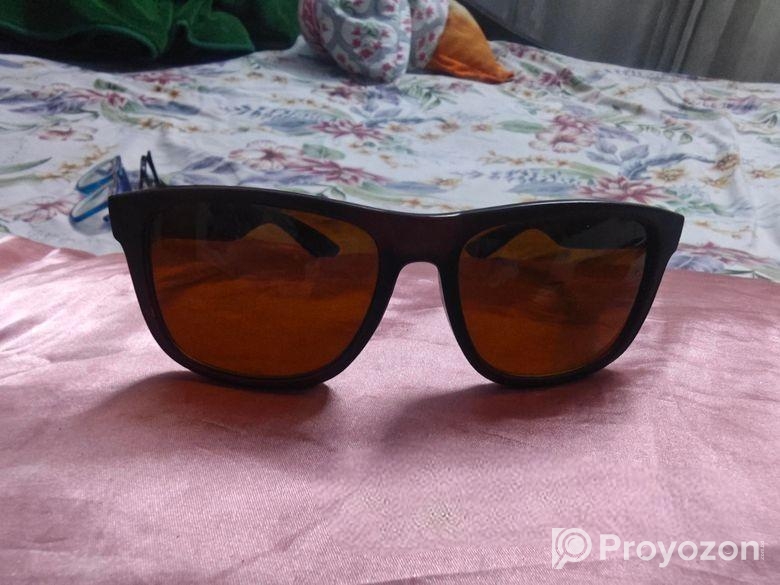 Sunglass