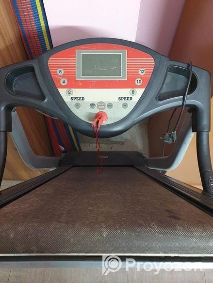 Electronic Treadmill